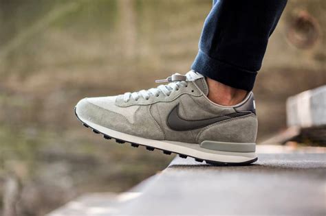 where to buy nike internationalist.